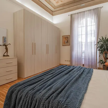 Casa Nicalandro Centro Апартаменты *